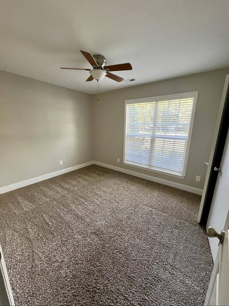 Bedroom prime neighborhood