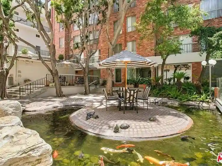 Fully furnished 1BD near UCLA