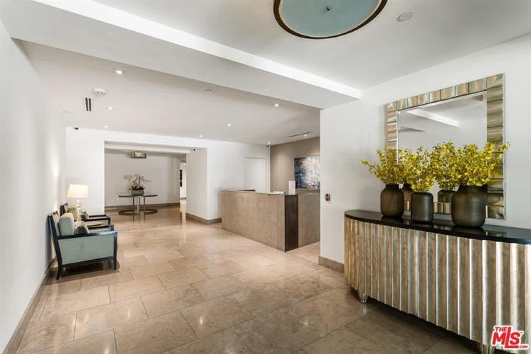 Fully furnished 1BD near UCLA