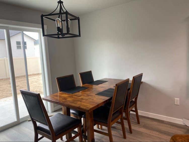 Sunshiny Room in Meridian Home