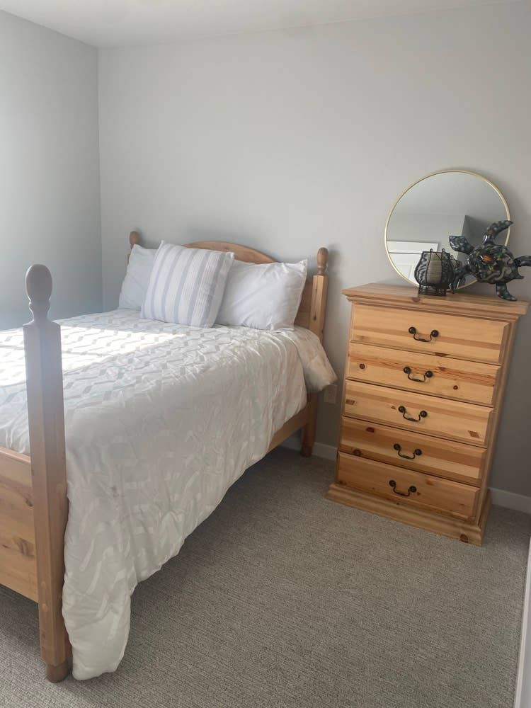 Sunshiny Room in Meridian Home