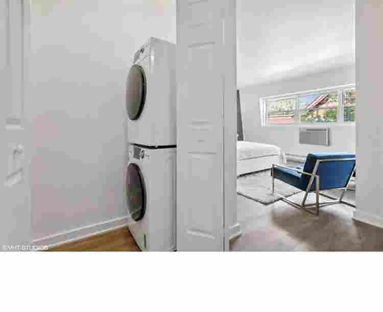 Ba Townhouse Highland Park