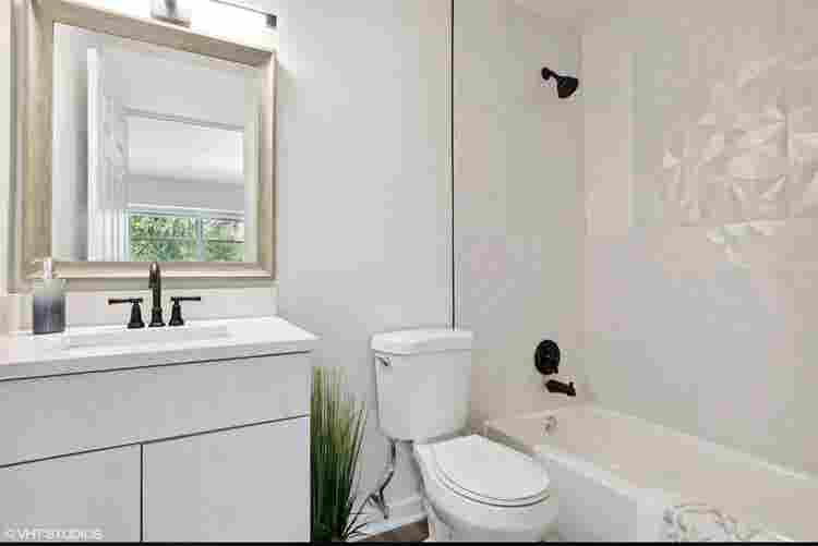 Ba Townhouse Highland Park