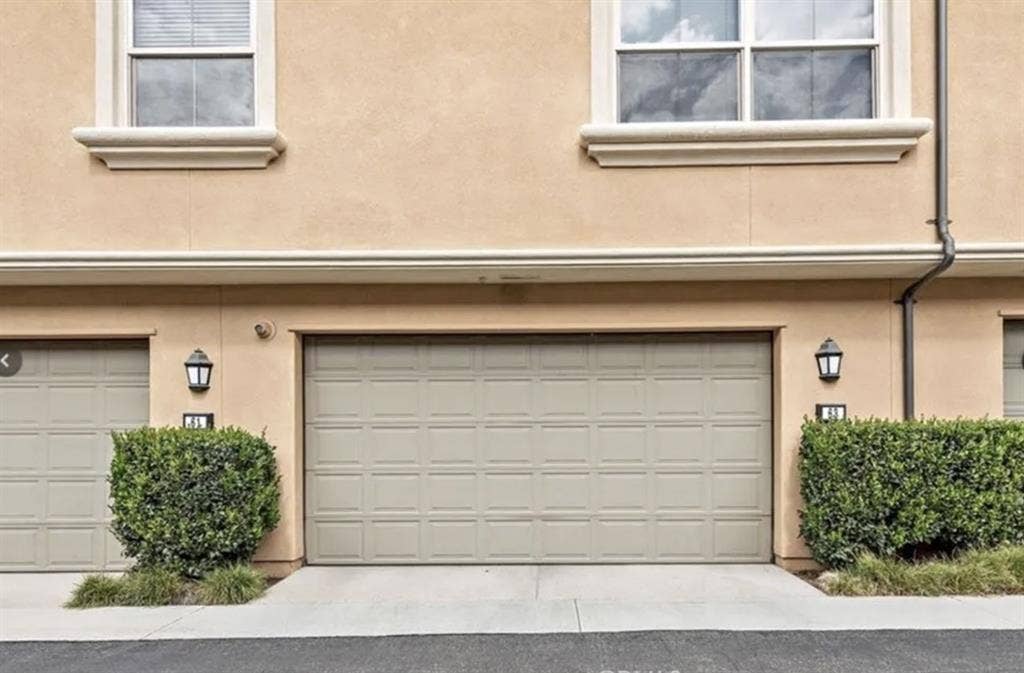 Furnished Room w/ Ensuite Bath