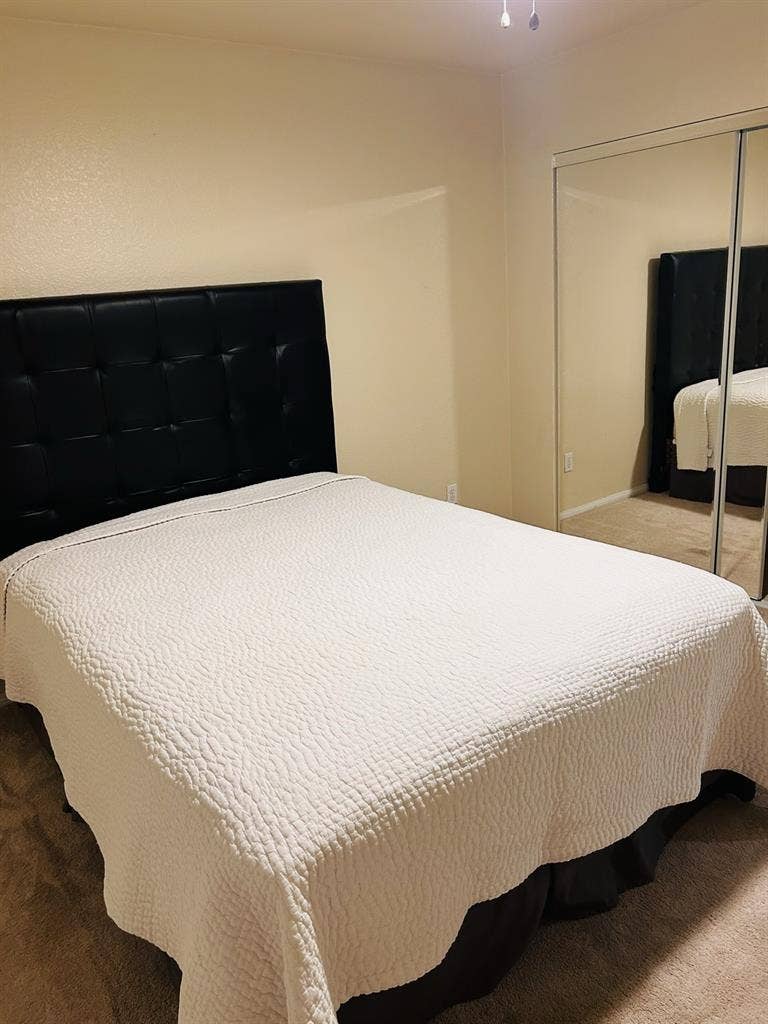 Eastside room for rent.