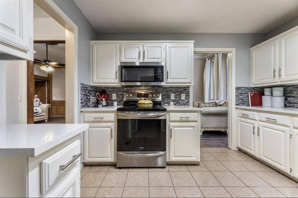 One Bedroom AVAILABLE!