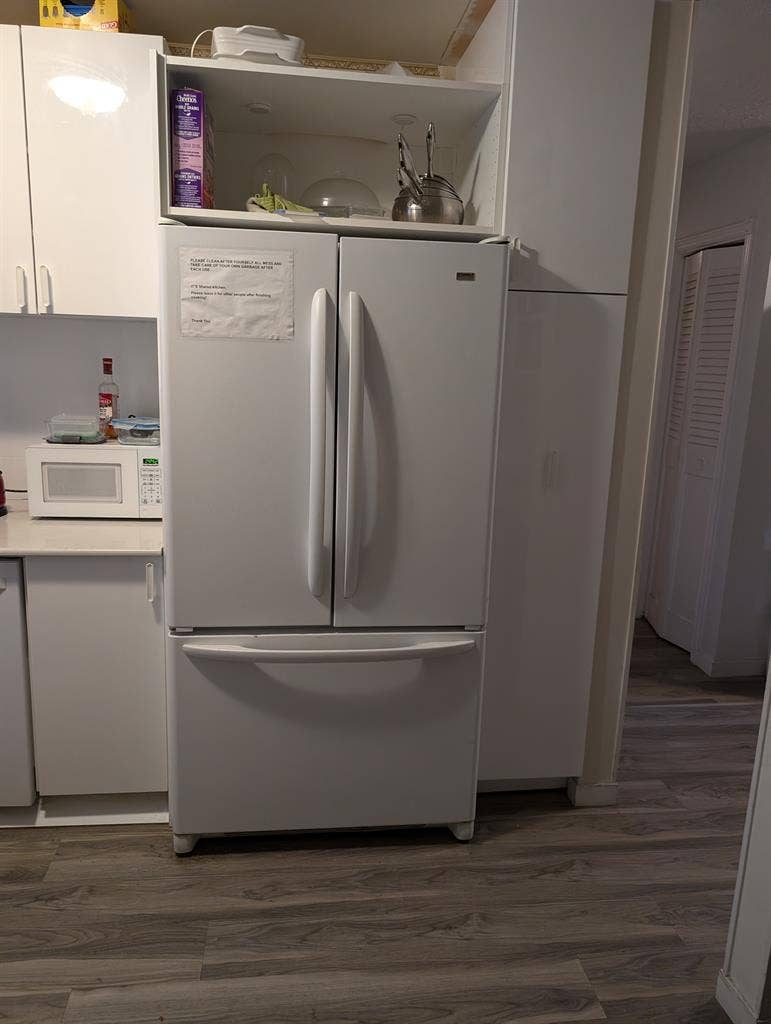 Private room for rent