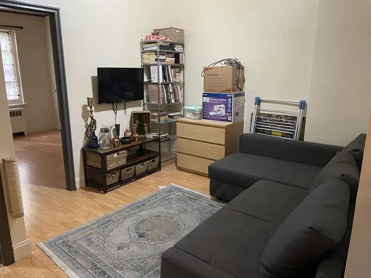 Looking clean roommate