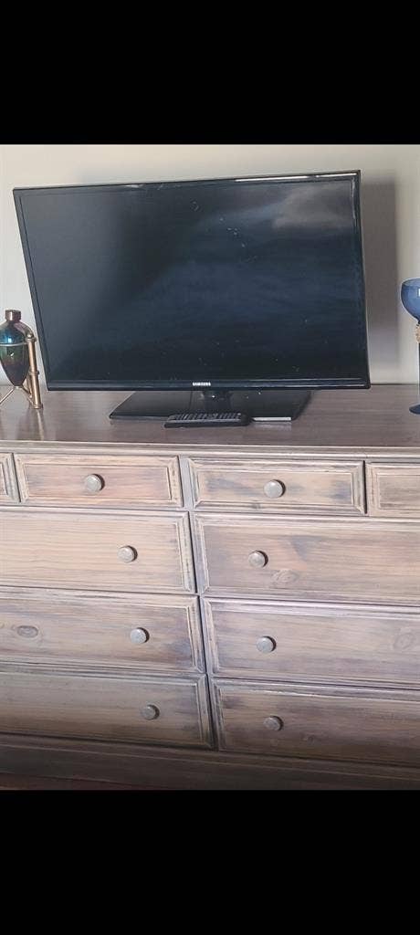 Fully Furnished  Alta Loma Room