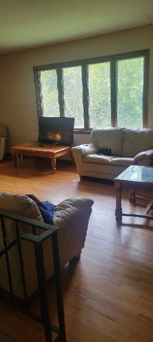 PRIVATE ROOM GREAT LOCATION