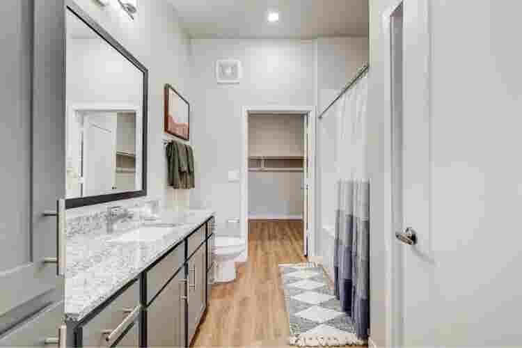 Beautiful room to rent