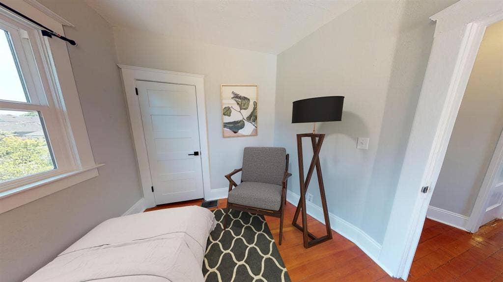 1 BR in Portland