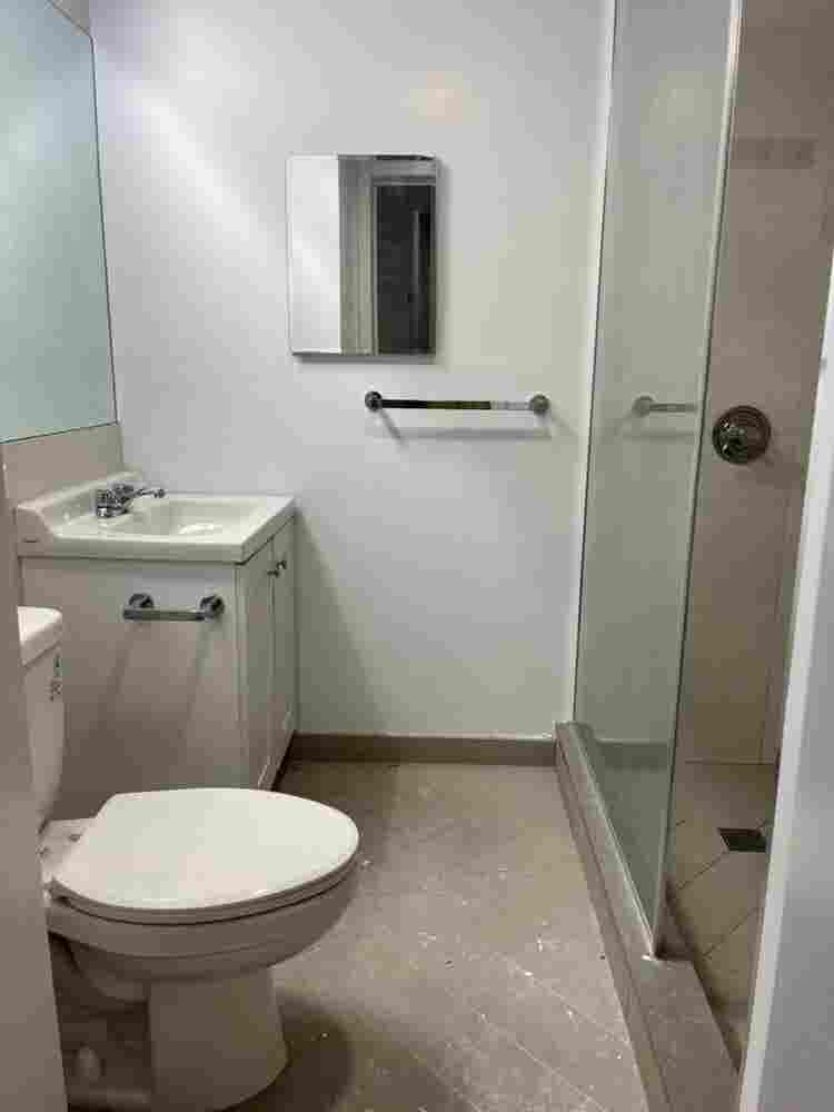 ✨Expansive Room in Midtown South✨