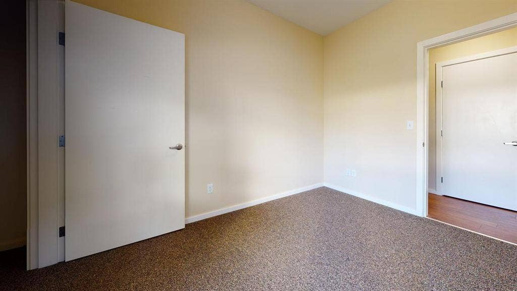 1 BR in Portland