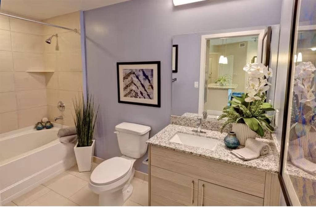 Room for rent/ pompano beach