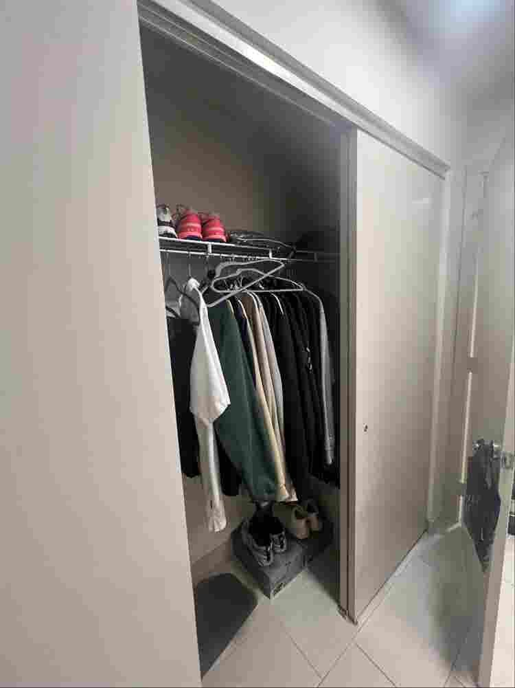 ISO ROOMIE AURA BOCA