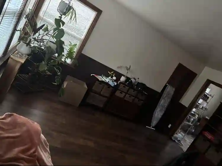 Room for rent! Great location