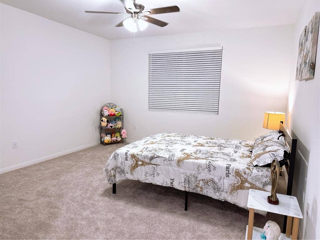 Master Bedroom for rent  new
