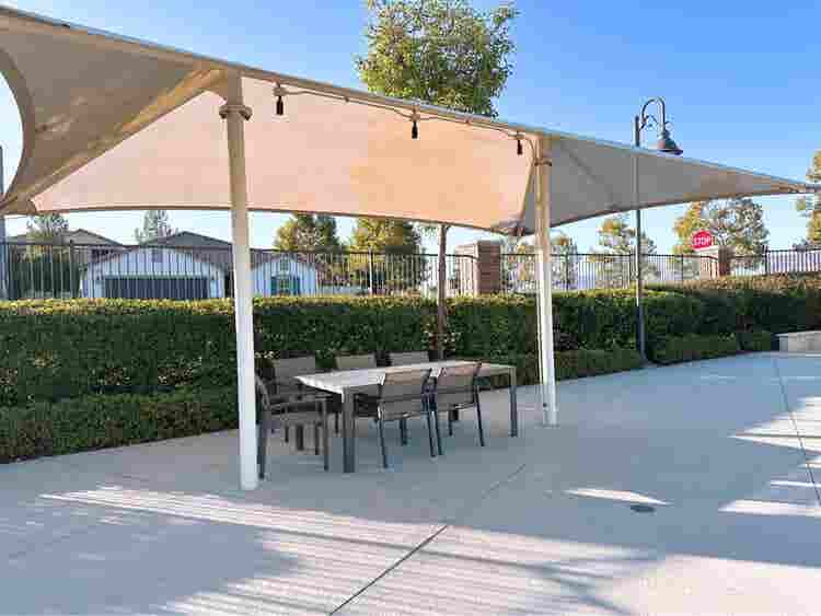 Master Bedroom for rent new