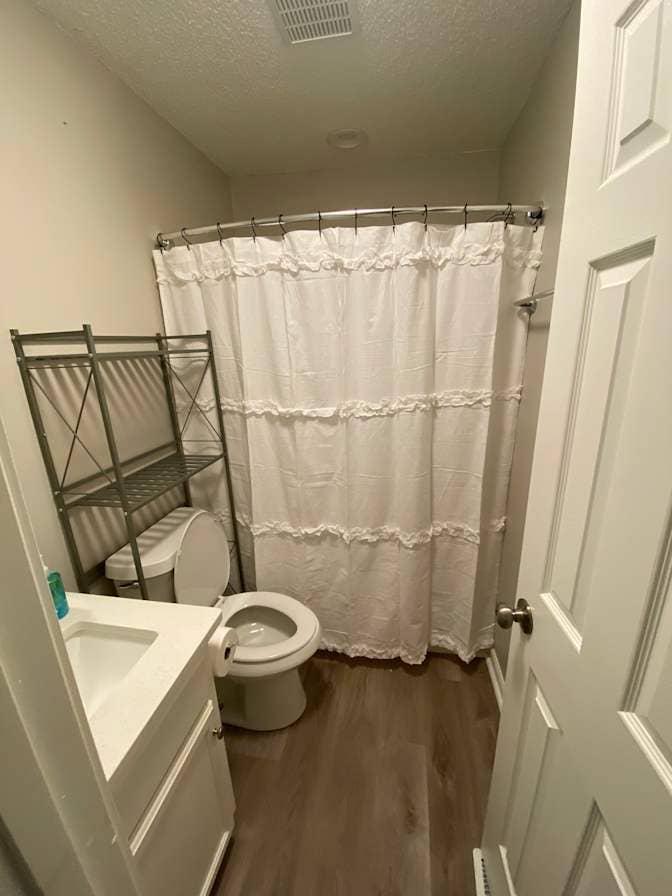 Private room for rent!