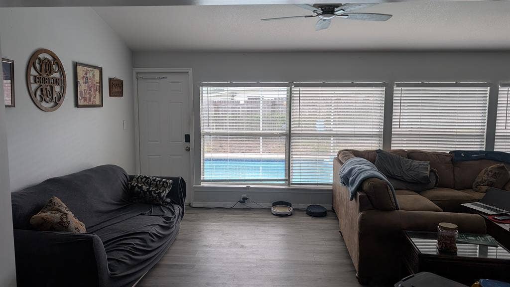 Large, fully furnished bedroom