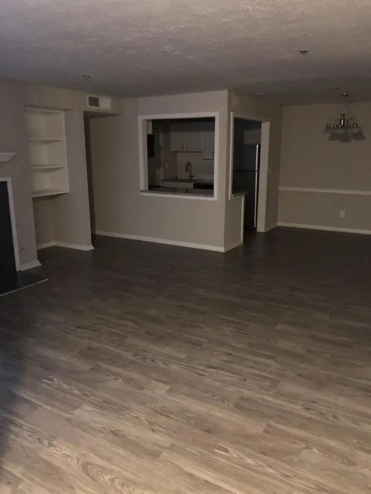 Roommate January
North Druid Hills