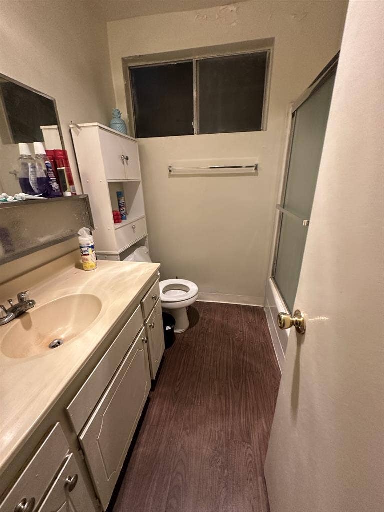 Beautiful Santa Monica Apartment