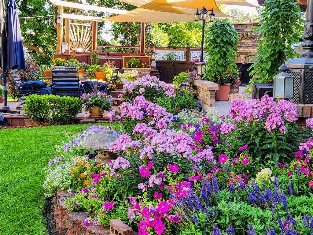 Furnished Bedroom + Priv Bathroom