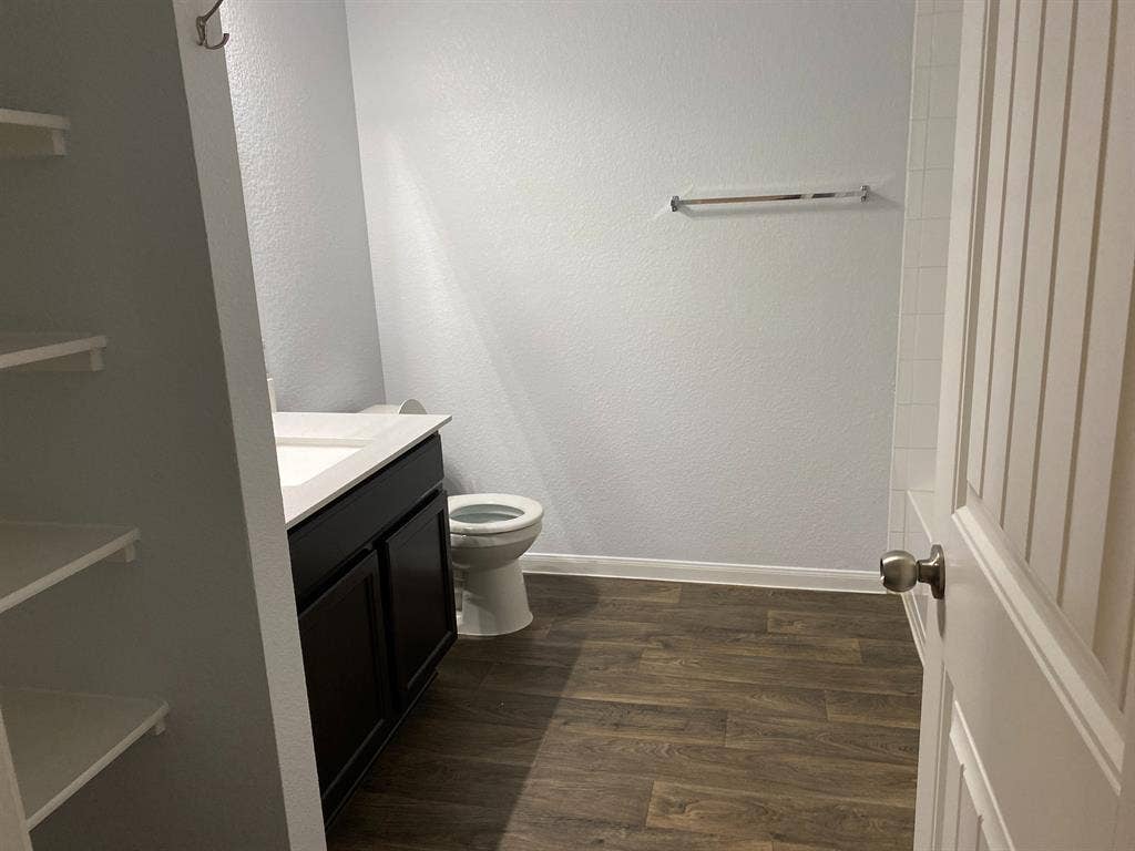 3 BR in Austin
