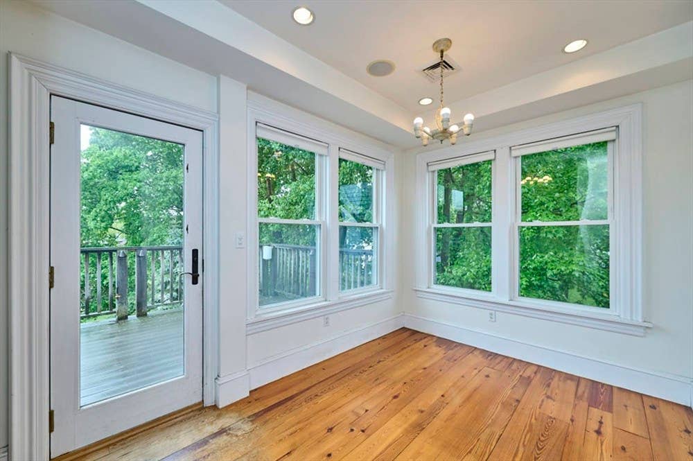 Room for Rent in Newton