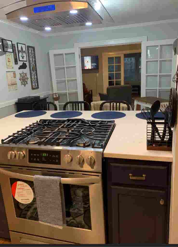 Cool Germantown spot available!