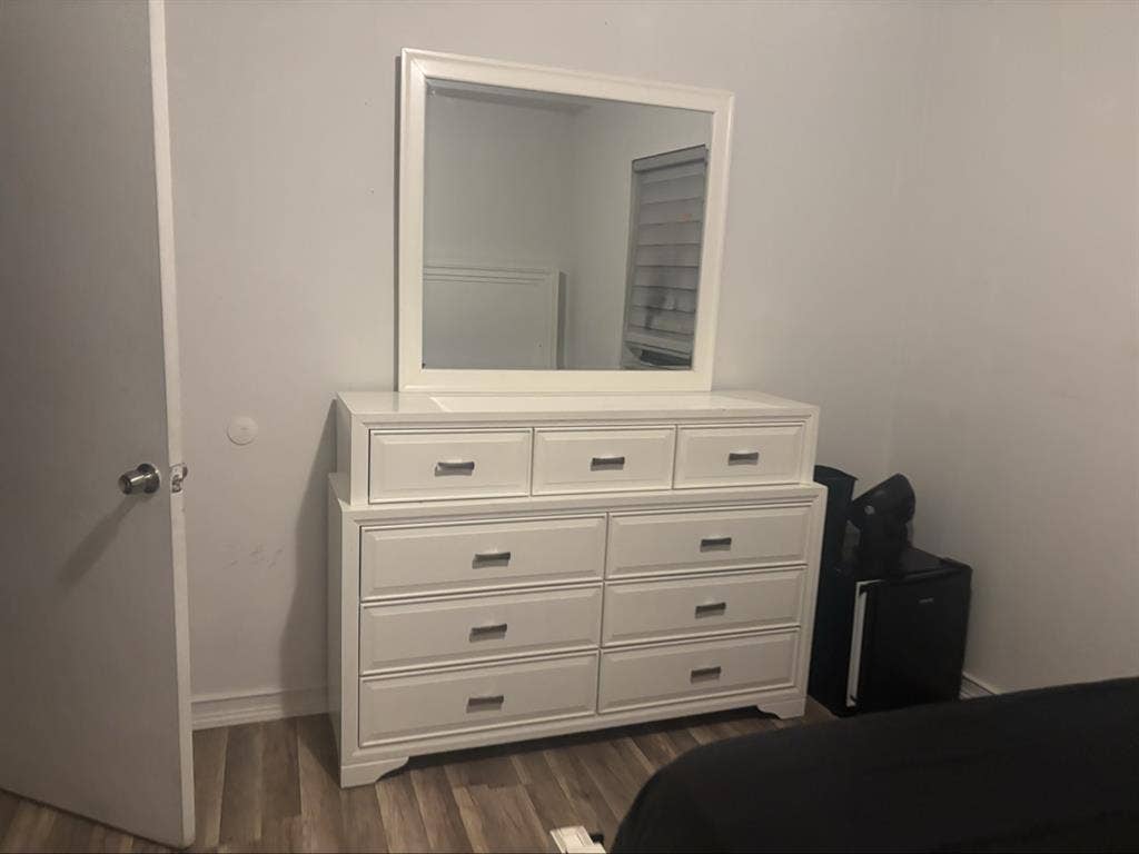 Fully furnished bedroom for rent.