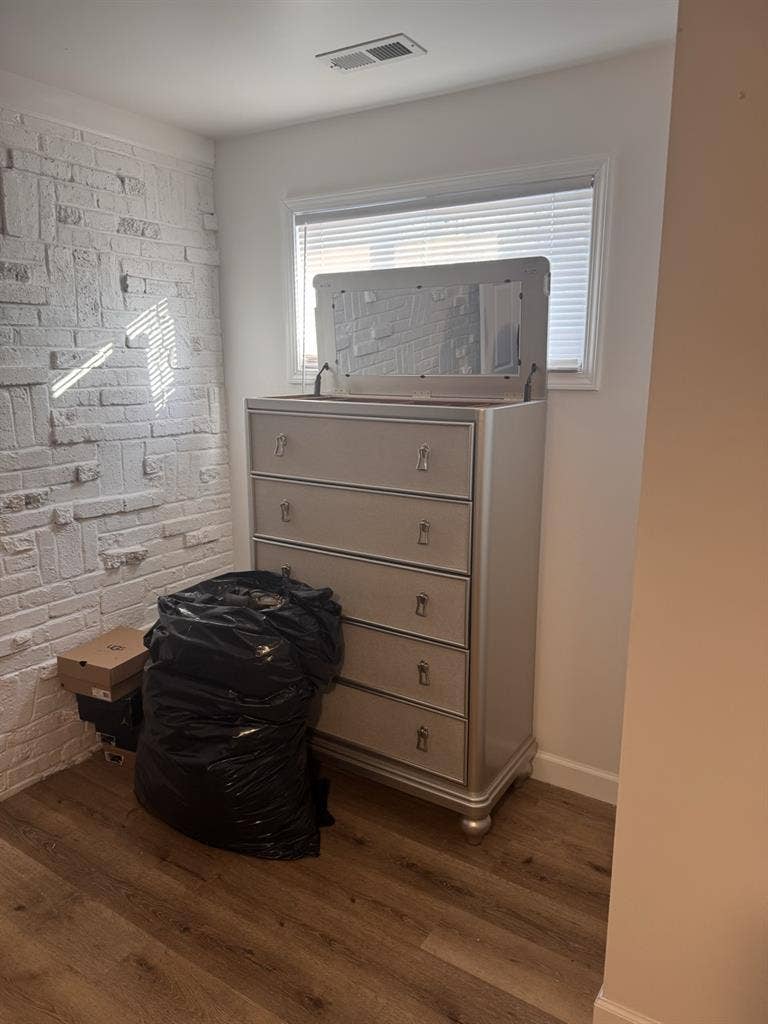 Private room for rent