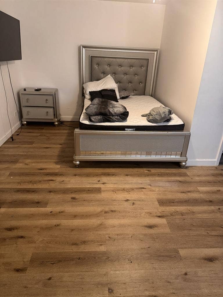 Private room for rent