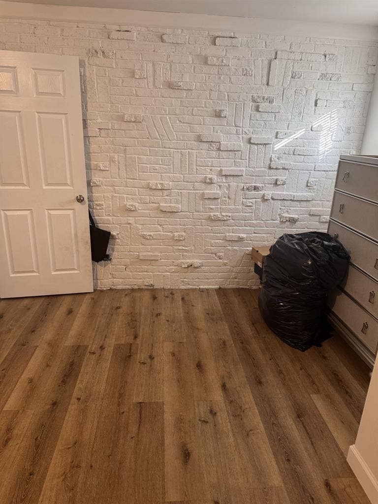 Private room for rent