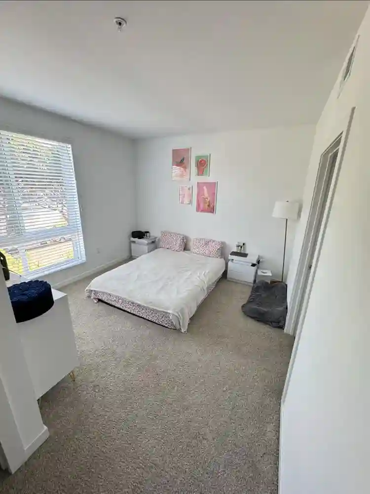 Luxury Master Room For Rent