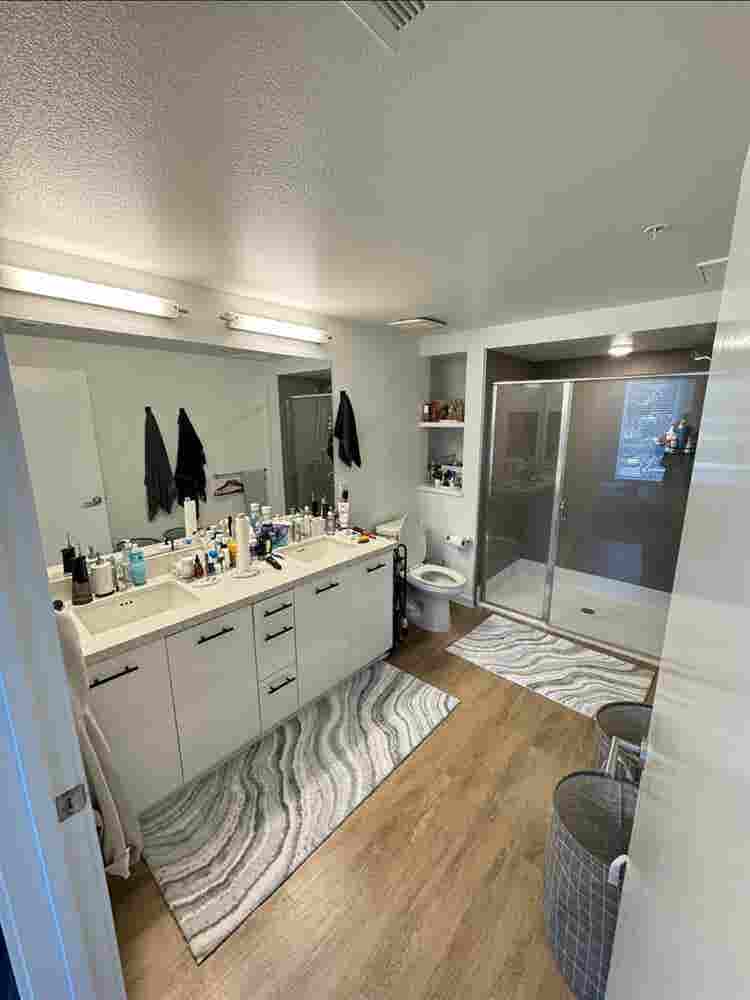 Luxury Master Room For Rent