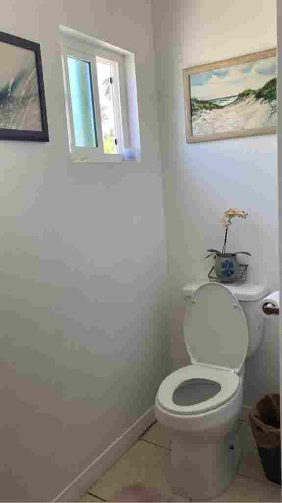 Room in HOUSE with a guest room!