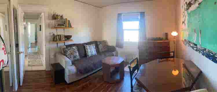 Room in HOUSE with a guest room!