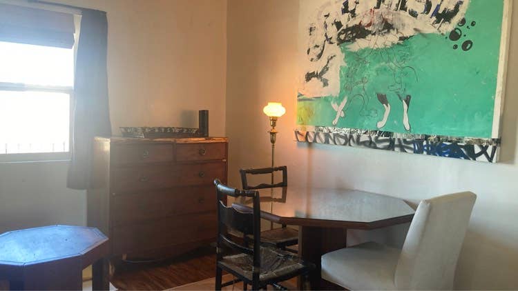 Room in HOUSE with a guest room!