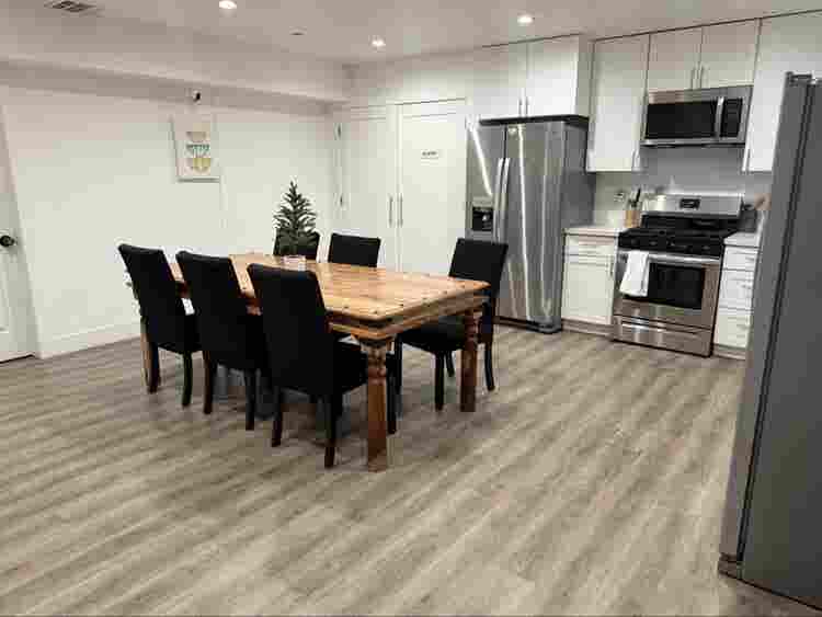 Private Room/ En suite Private Bath