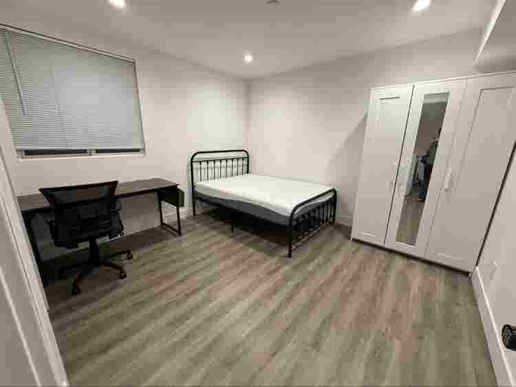 Private Room/ En suite Private Bath