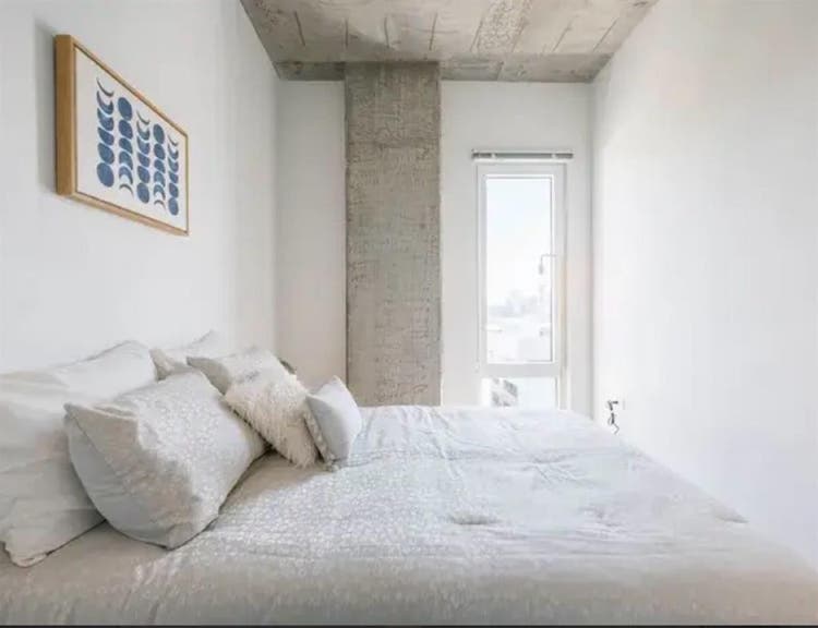 Room in Lincoln Park