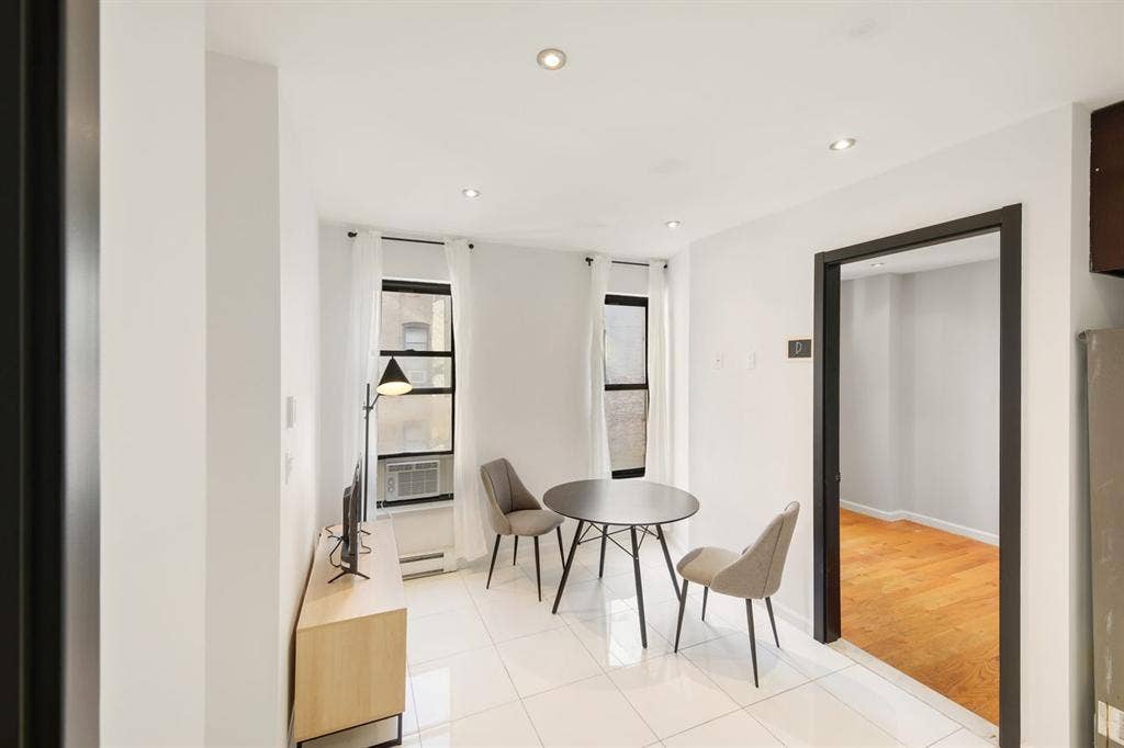 4 BR in New York City