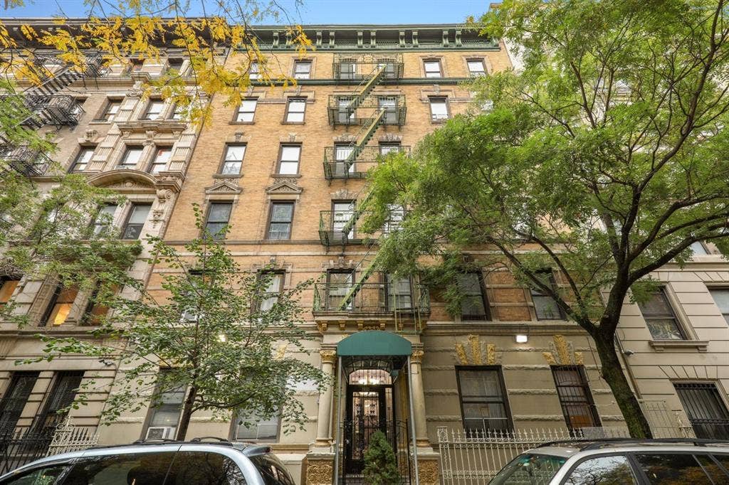 4 BR in New York City