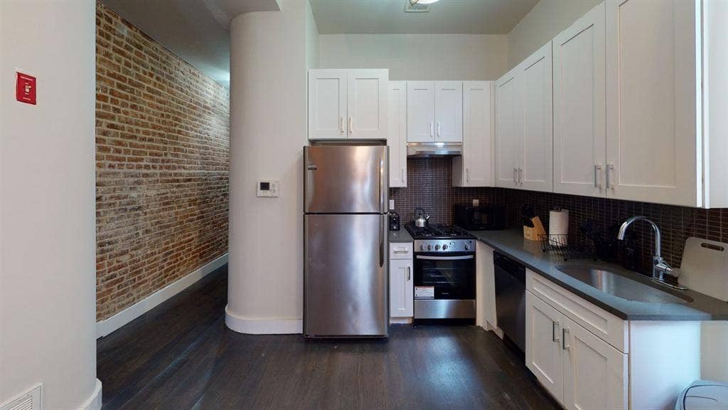 4 BR in New York City