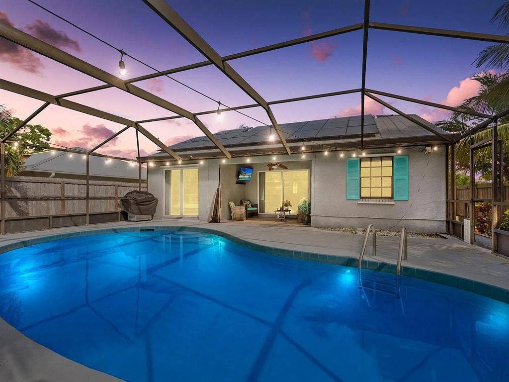 Room in Port Salerno/Stuart