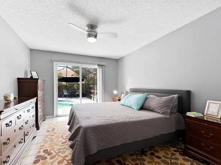 Room in Port Salerno/Stuart