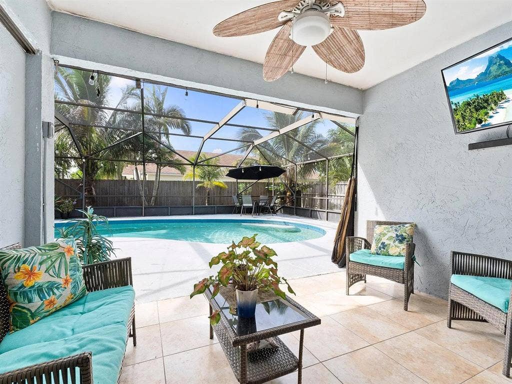 Room in Port Salerno/Stuart