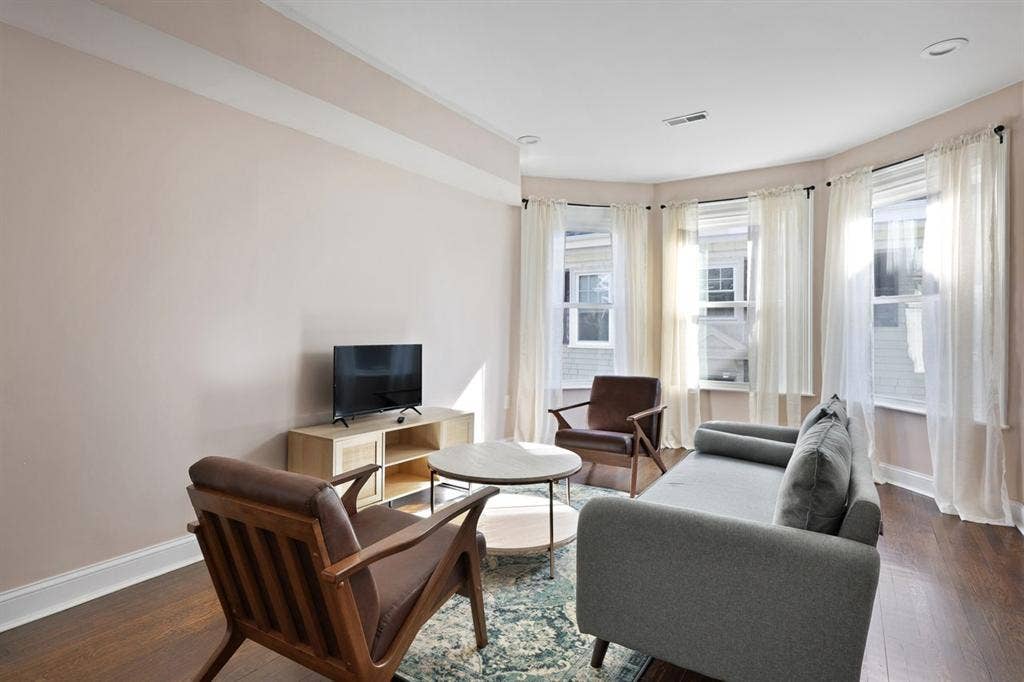 3 BR in Boston